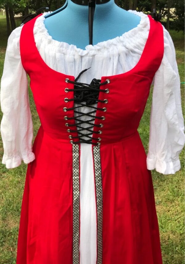 Irish Overdress in Red cotton Large to XL W40