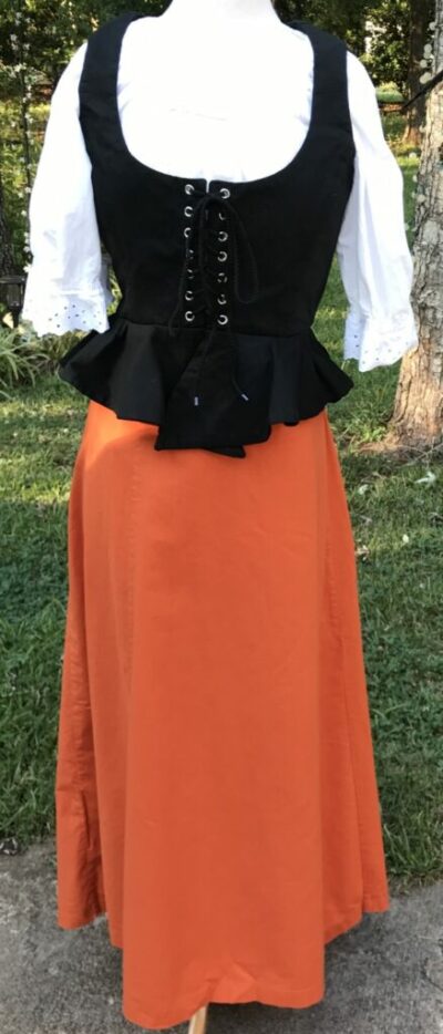 Cotton skirt in orange size small to medium W38